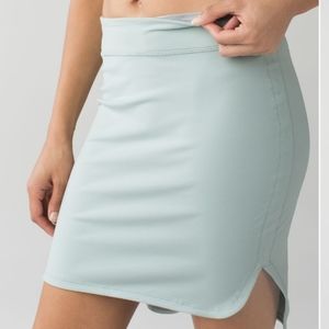 NWOT Lululemon City Skirt in Minty Grey Size 6
